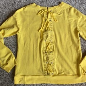 NWOT Halogen Yellow long slv sz L Tie in back